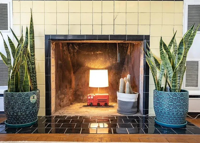 Fabulous Mid Century 4Br 3Bath House